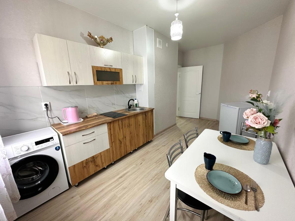 1 Комнатная Драмтеатр 1Bedroom Apartment Ust-Kamenogorsk Luaran gambar
