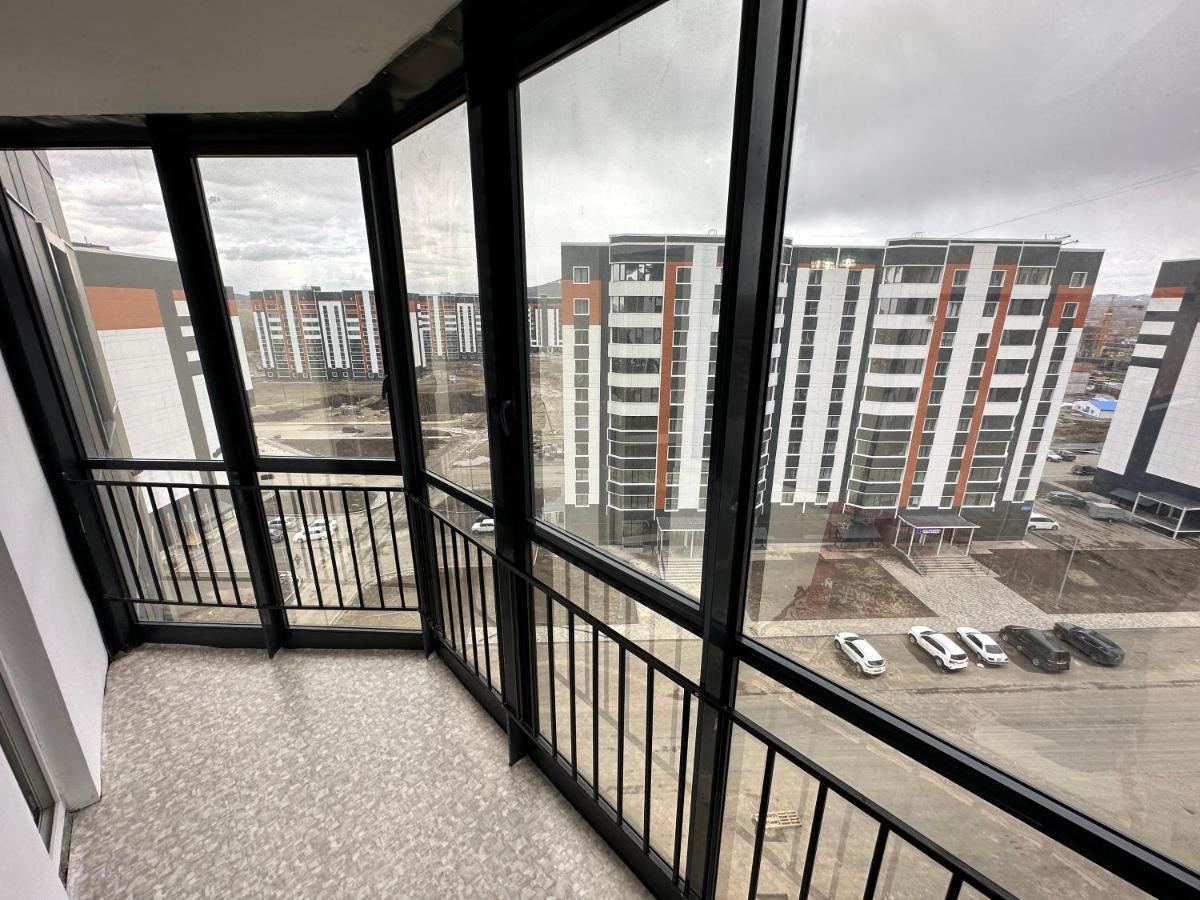 1 Комнатная Драмтеатр 1Bedroom Apartment Ust-Kamenogorsk Luaran gambar
