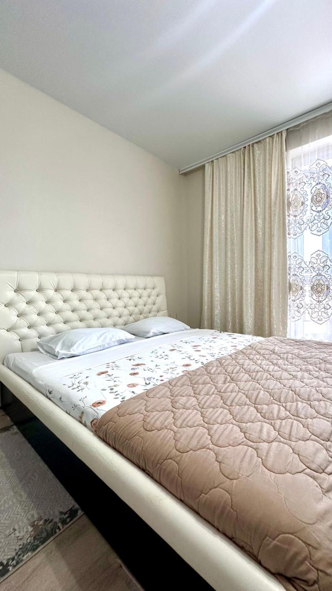 1 Комнатная Драмтеатр 1Bedroom Apartment Ust-Kamenogorsk Luaran gambar