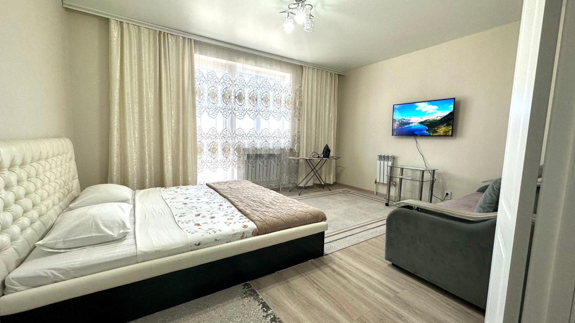 1 Комнатная Драмтеатр 1Bedroom Apartment Ust-Kamenogorsk Luaran gambar